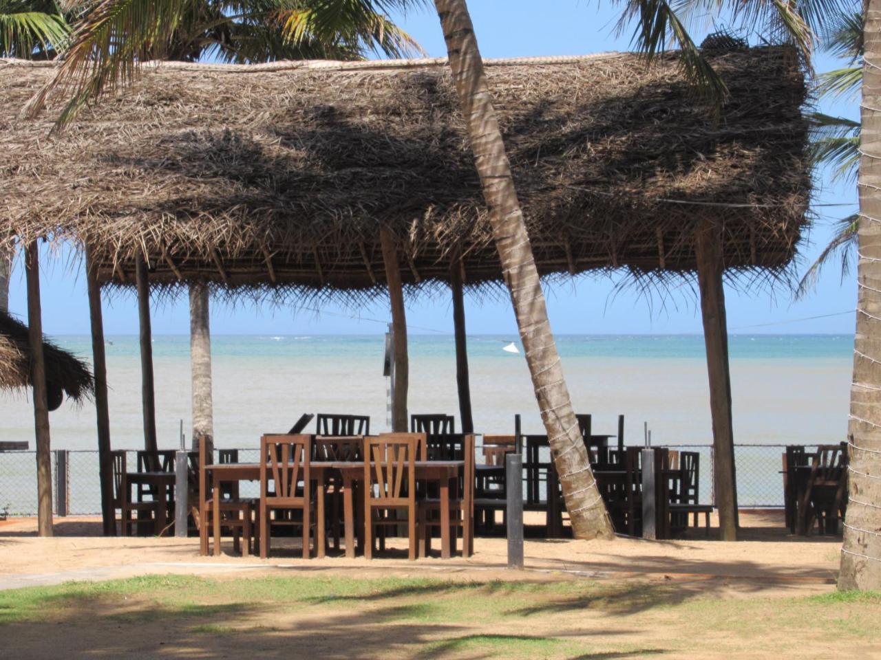Ceylon Sea Hotel Tangalle Dış mekan fotoğraf